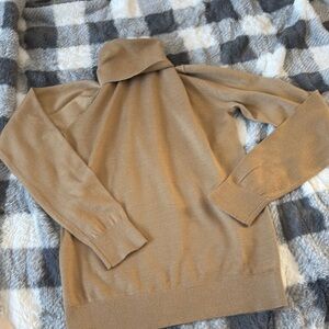 H&M Merino Wool Blend Turtleneck Size XS  | Neutral Capsule Essential |